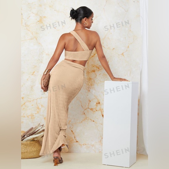 SHEIN 2 piece set - Picture 2 of 4